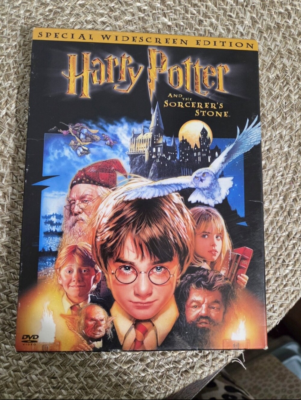 Harry Potter and the Sorcerer's Stone DVD 2002 2-Disc Widescreen Slipcover.